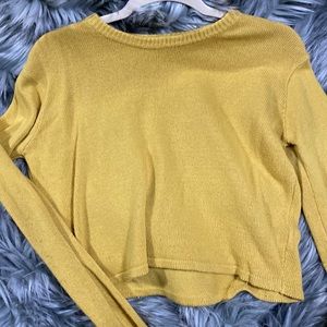 brandy melville sweater